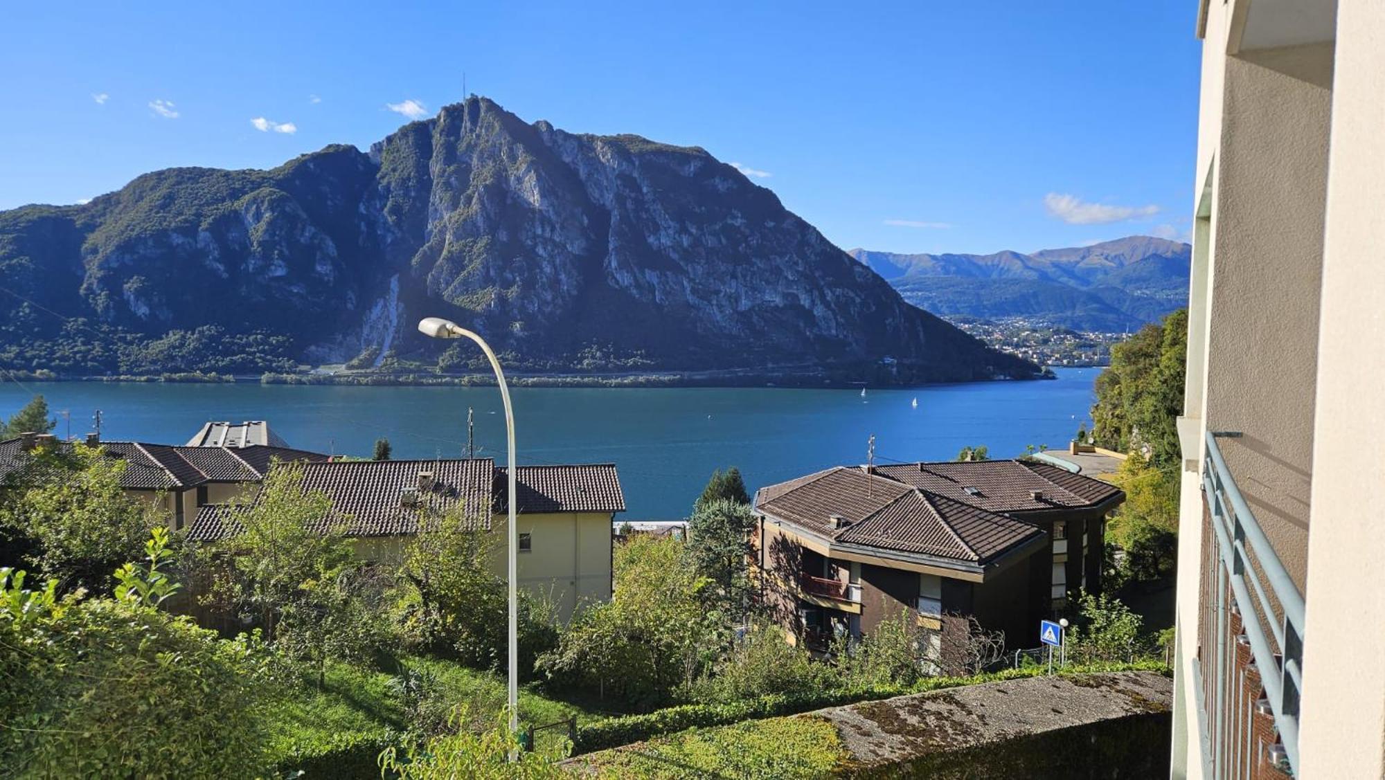 Dana'S House Apartment Campione d'Italia Bagian luar foto